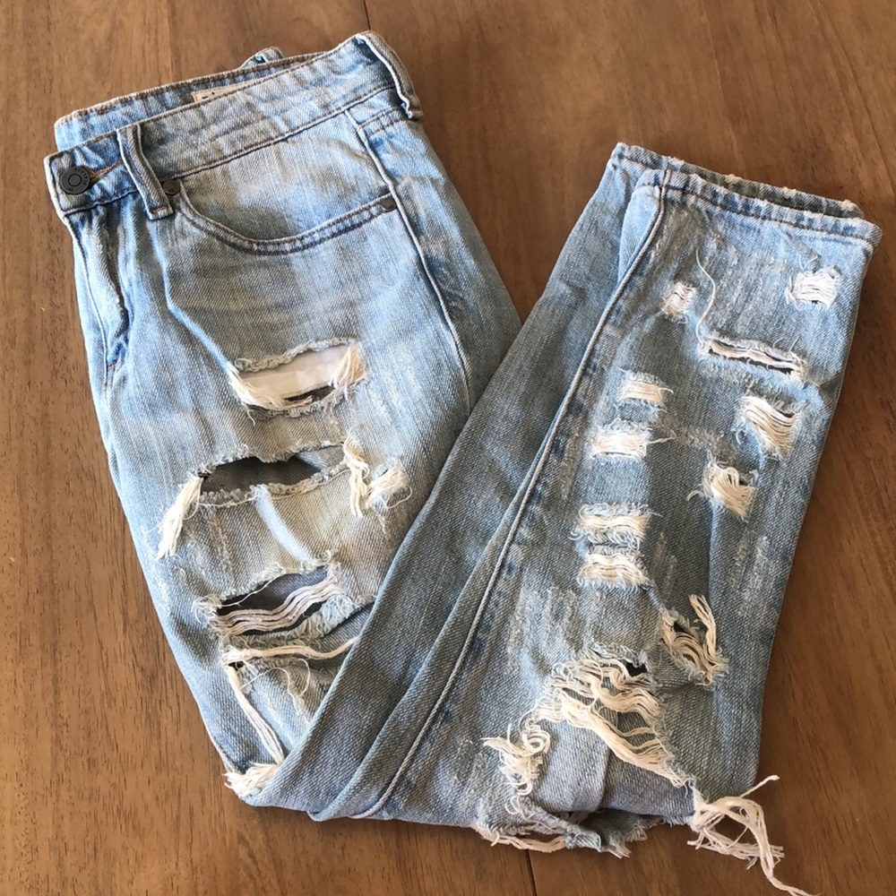 Pistola, distressed mid rise jeans, light wash, size 25